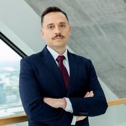 Peloton (PTON.US) 成本削减见成效:Q4 超预期扭亏为盈,新财年营收指引乐观