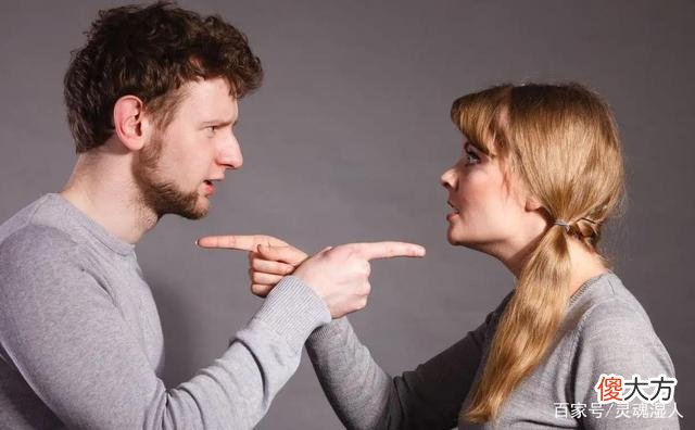 紧张局势加剧！鲍威尔坚持不降息 特朗普要求美联储理事会“介入”